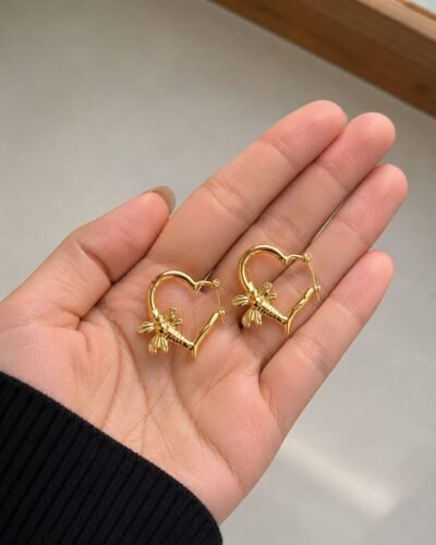Our "Nyra" Anti-Tarnish Earrings